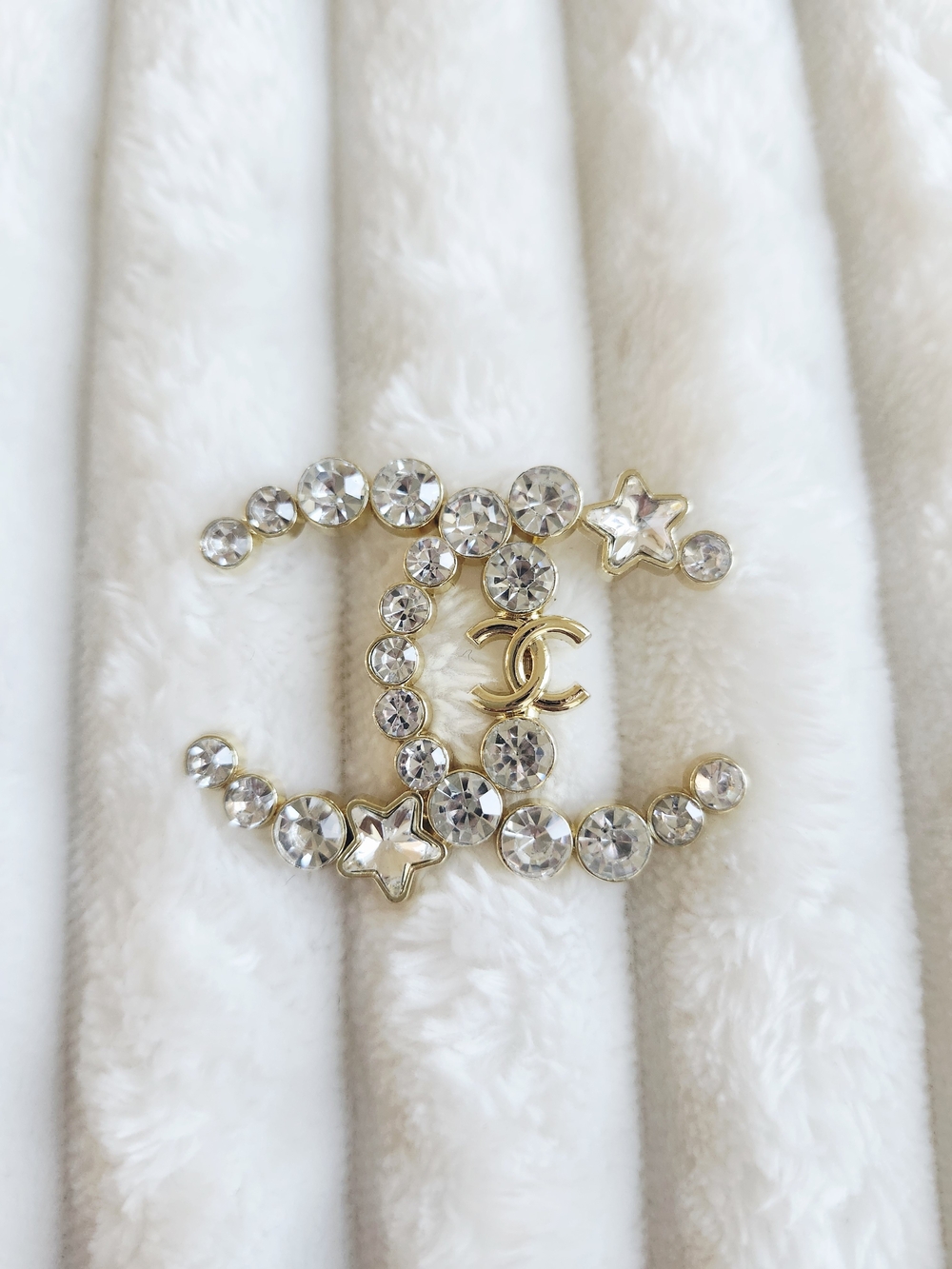 Chanel CC Logo Crystal Star Brooch Gold Tone Estate Piece - Picture 2 of 4